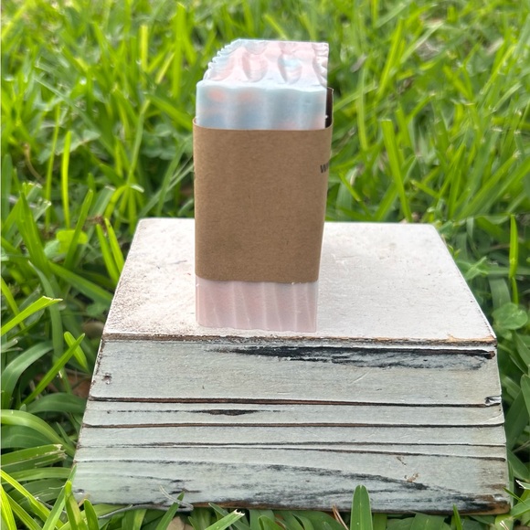 Walking Down 5th Ave Homemade Goat’s Milk Soap - Picture 3 of 7